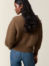 Charger l&#39;image dans la galerie, Rouje Cardigan Maina en Mohair Olive