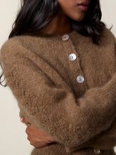 Charger l&#39;image dans la galerie, Rouje Cardigan Maina en Mohair Olive