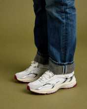 Charger l'image dans la galerie, Mercer Baskets Re-Run White Silver Red