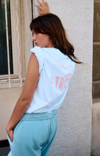 Charger l'image dans la galerie, American vintage T-Shirt Fizvalley Bonjour Mixte St Tropez