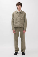 Charger l'image dans la galerie, Norse Projects Pantalon Korshavn Relaxed Vetiver