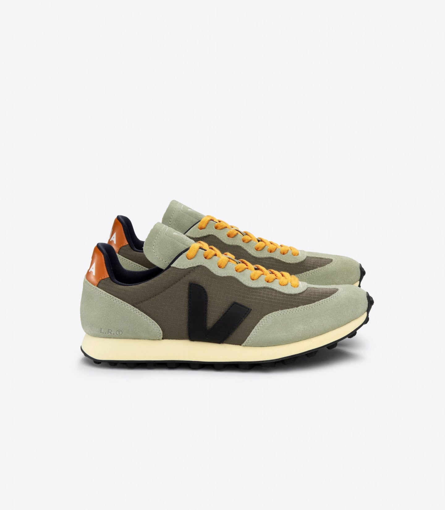 VEJA Rio branco Ripstop Kaki black