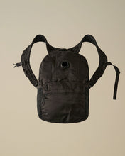Charger l&#39;image dans la galerie, C.P. Company Sac Nylon B Lens Backpack Black