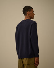 Charger l&#39;image dans la galerie, C.P. Company Pull Lambswool GRS Crewneck Total Eclipse