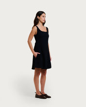 Charger l'image dans la galerie, Homecore Robe Sage Tilia Black