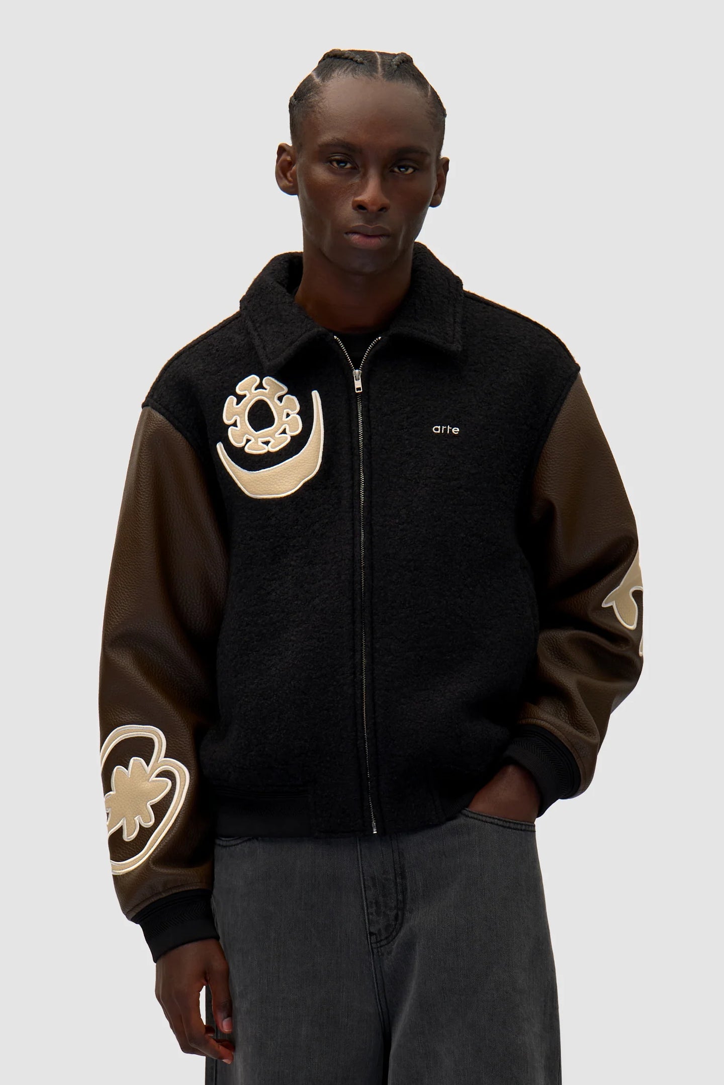 Arte Veste Varsity Black Brown