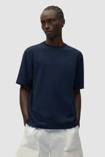 Charger l'image dans la galerie, Arte T-Shirt Abstract Dos Marine