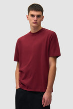 Charger l'image dans la galerie, Arte T-Shirt Faded Back Print Bordeaux