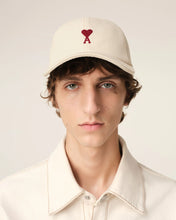 Charger l&#39;image dans la galerie, AMI Casquette Ami de coeur Blanc Creme