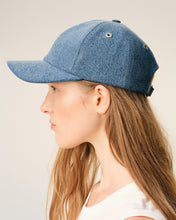 Charger l'image dans la galerie, AMI Femme Casquette Ami de coeur en Denim Bleu