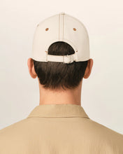 Charger l'image dans la galerie, AMI Casquette Ami de coeur en Denim Blanc Crème