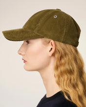 Charger l&#39;image dans la galerie, AMI Femme Casquette Ami de coeur en Velours Bronze