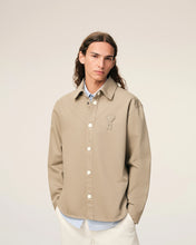Charger l'image dans la galerie, AMI Surchemise Ami de Coeur en Crochet Beige Taupe