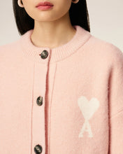 Charger l&#39;image dans la galerie, AMI Femme Cardigan Ami de Coeur en Laine Alpaga Poudre Ecru
