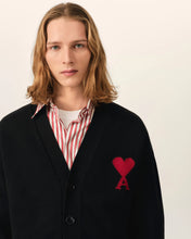 Charger l'image dans la galerie, AMI Cardigan Ami de Coeur en Laine Noir Rouge
