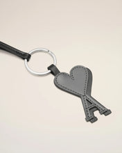 Charger l&#39;image dans la galerie, AMI Porte-clefs Noir Ami de Coeur Anthracite