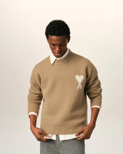 Charger l'image dans la galerie, AMI Pull Ami de Coeur en Alpaga Beige Mastic