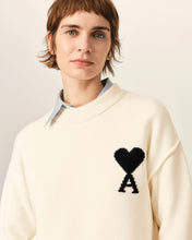Charger l'image dans la galerie, AMI Femme Pull Ami de Coeur en Laine Ecru Noir