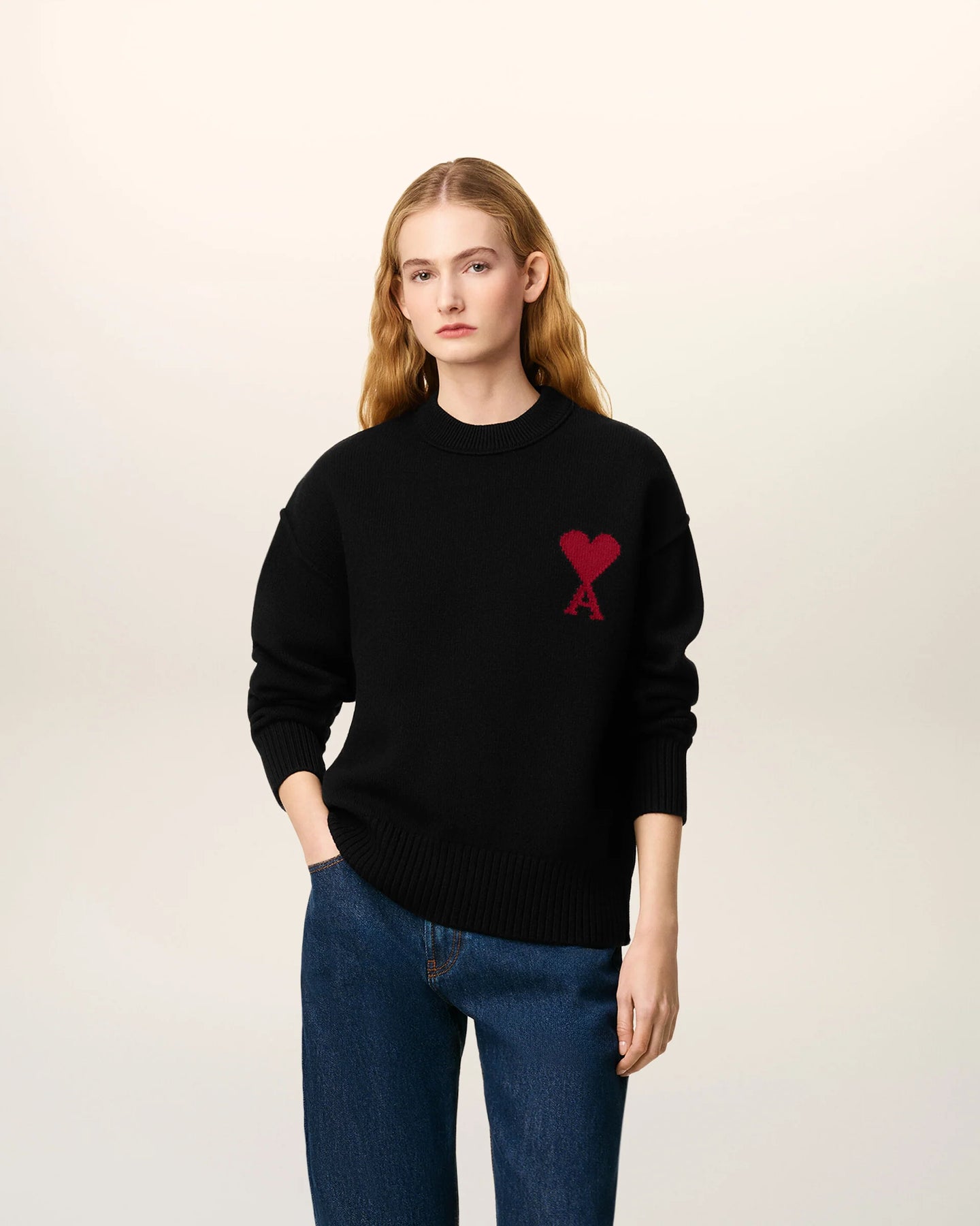 AMI Femme Pull Ami de Coeur en Laine Noir Rouge