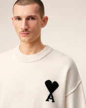 Charger l&#39;image dans la galerie, AMI Pull Ami de Coeur en Laine Ecru Noir
