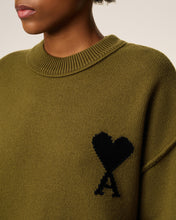 Charger l&#39;image dans la galerie, AMI Femme Pull Ami de Coeur en Laine Bronze Noir