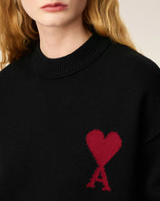 Charger l&#39;image dans la galerie, AMI Femme Pull Ami de Coeur en Laine Noir Rouge