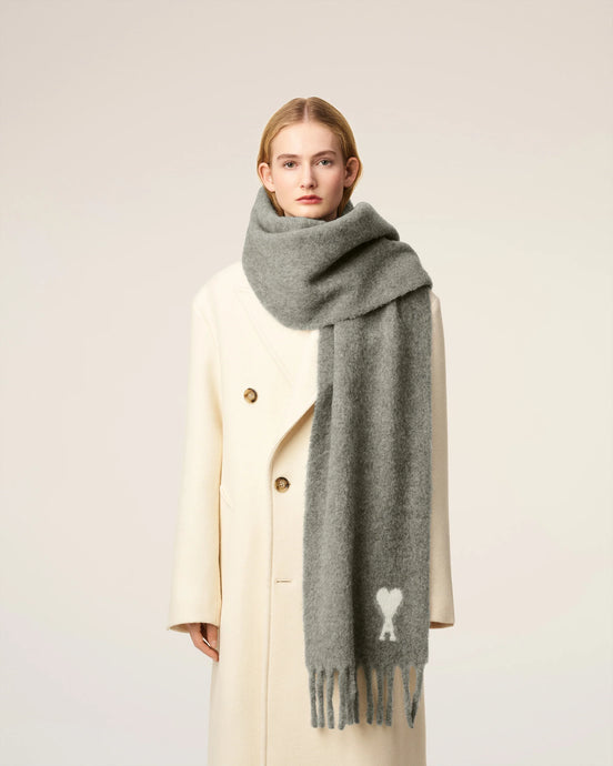 AMI Femme Echarpe Ami de coeur en Alpaga Gris