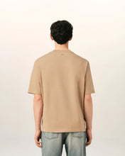 Charger l'image dans la galerie, AMI T-shirt Ami de Coeur Embossé Beige Mastic
