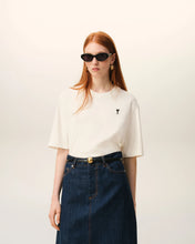 Charger l'image dans la galerie, AMI Femme T-shirt Imprimé Place des Victoires Blanc Creme
