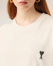 Charger l'image dans la galerie, AMI Femme T-shirt Imprimé Place des Victoires Blanc Creme