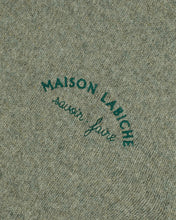 Charger l&#39;image dans la galerie, Maison Labiche Pull en Laine Mini Manufacture Pale Sauge