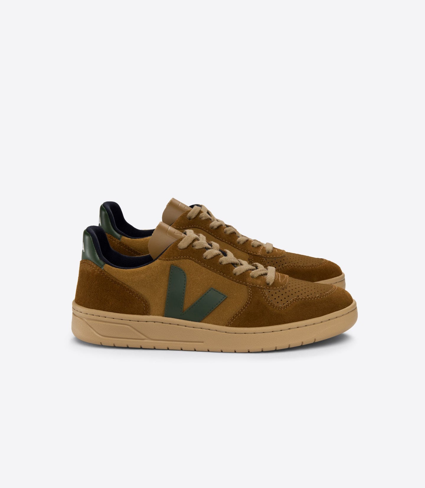 VEJA V-10 Suede Camel Cyprus Multico
