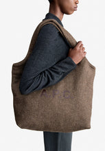 Charger l'image dans la galerie, A.P.C. Sac Tote Ninon Marron