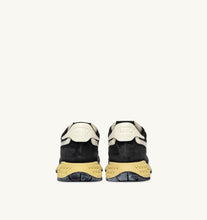 Charger l'image dans la galerie, Autry Sneakers Reelwind Low Nylon Suede Black Sugar GQ07
