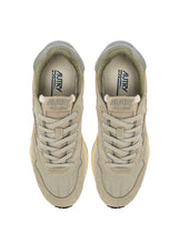 Charger l'image dans la galerie, Autry Sneakers Reelwind Low Nylon Sponge Sea Grass UT48