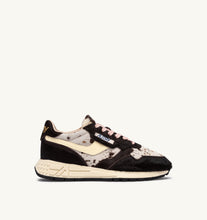 Charger l'image dans la galerie, Autry Sneakers Reelwind Low Pony Cow Brown OG01