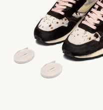 Charger l'image dans la galerie, Autry Sneakers Reelwind Low Pony Cow Brown OG01