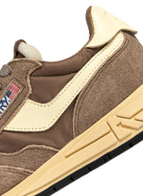 Charger l'image dans la galerie, Autry Sneakers Reelwind Low Nylon Coco Rut UT43