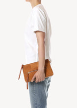 Charger l'image dans la galerie, Jerome Dreyfuss Pochette Lucky Clutch Caramel