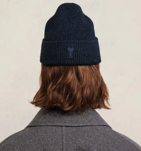 AMI Bonnet Ami de Coeur en Cachemire Bleu nuit