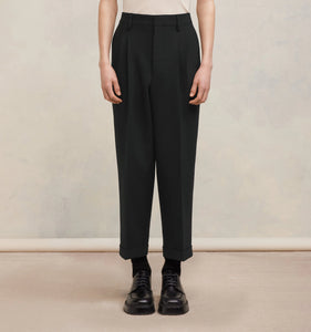 AMI Pantalon Carotte en Laine Noir