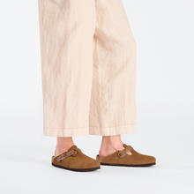 Charger l&#39;image dans la galerie, Birkenstock Sandales Boston Braided Etroite Suede Mink