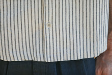 Charger l'image dans la galerie, Drapeau Noir Chemise Camp Collar Stripes Beige