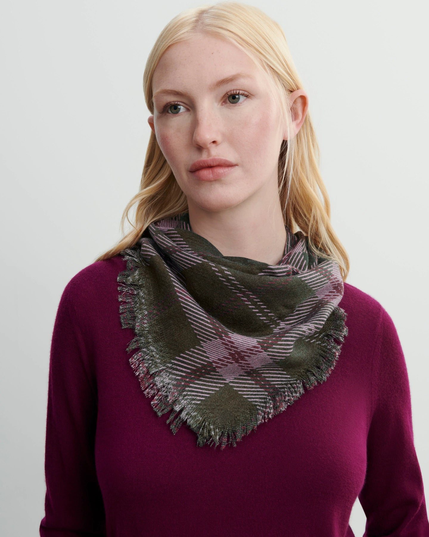 Eric Bompard Foulard Mini Carré en Cachemire Tartan Bronze