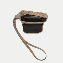 Charger l'image dans la galerie, Claris Virot Etui à Téléphone Misha en Veau Velours Taupe