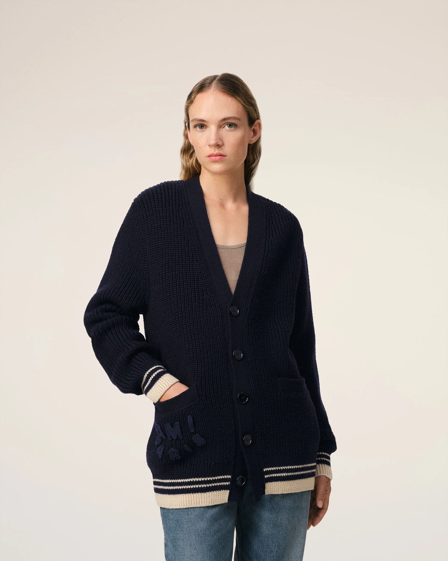 AMI Femme Cardigan Collège en Laine Bleu Marine
