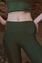 Charger l&#39;image dans la galerie, La Nouvelle Legging Ben Kaki Yoga
