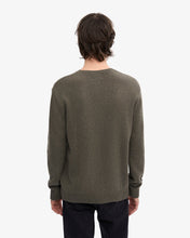 Charger l'image dans la galerie, Colorful Standard Pull Classic merino Wool Crew Dusty Olive