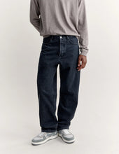 Charger l'image dans la galerie, Maison Kitsuné Jean Tapered Washed Black