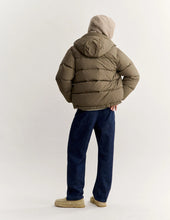 Charger l'image dans la galerie, Maison Kitsuné Doudoune Hooded Quilted Puffer Deep Kaki